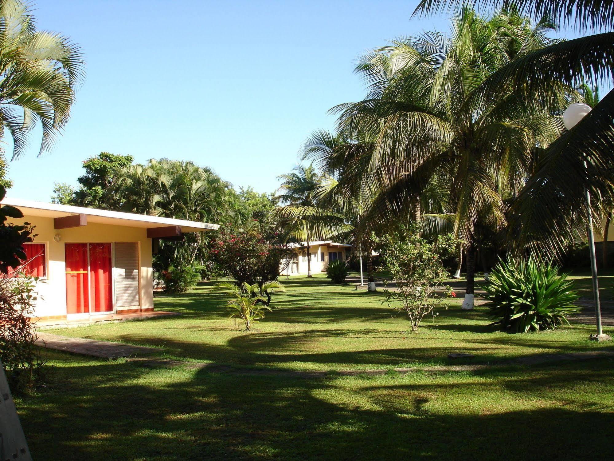 Alizes Bungalows Sainte-Anne  Exterior foto